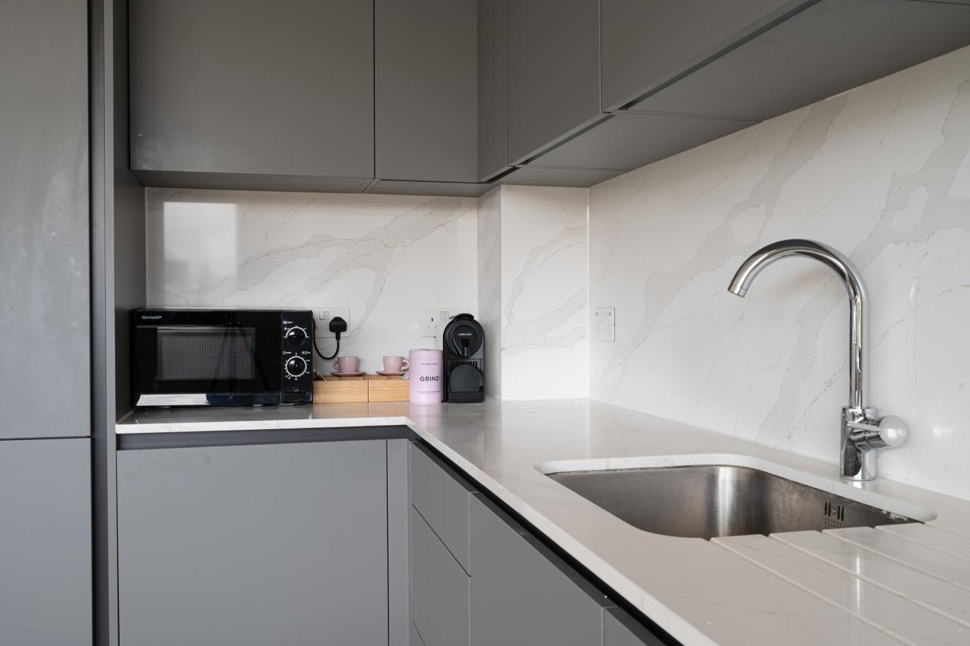Charles Hope London Apartment